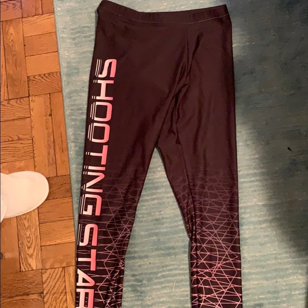 Leggings that read “shooting stars” on the side!